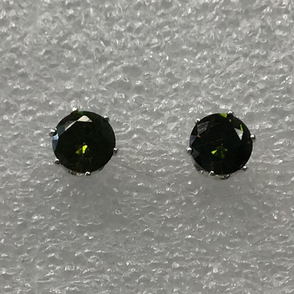 Cubic Zirconia emerald green pierced stud earrings